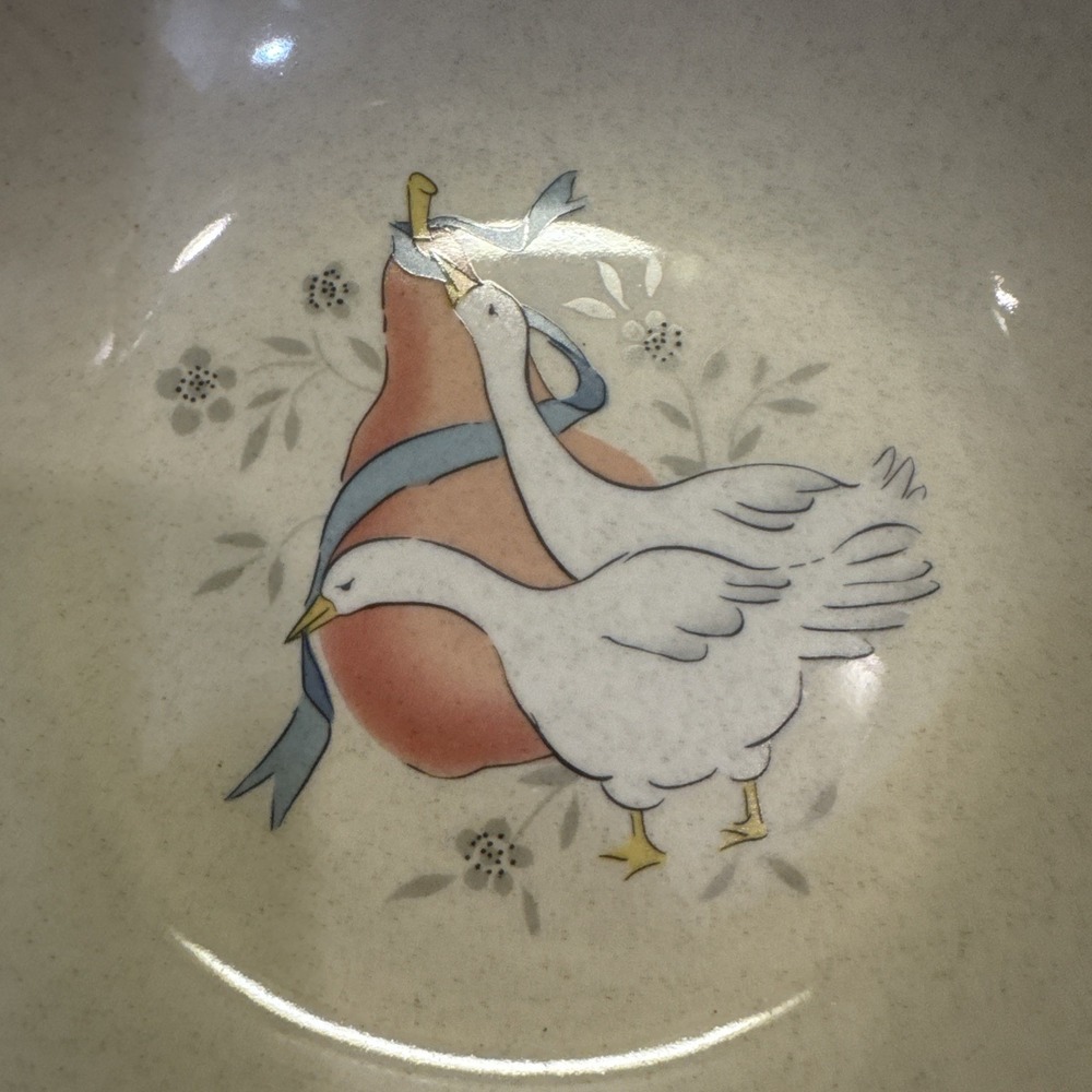 International Stoneware Serving Bowl Floral Border Goose/Duck Animal Theme